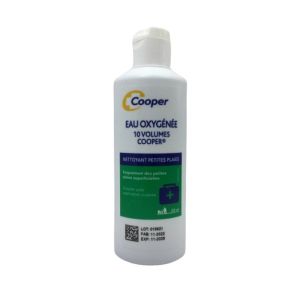 EAU OXYGENEE 10 VOLUMES COOPER, solution à 3% - Flacon 250 ml