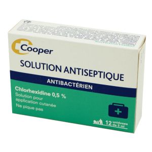 COOPER Solution Antiseptique à la Chlorhexidine 0.5 % pour Application Cutanée - 12 X 5ml