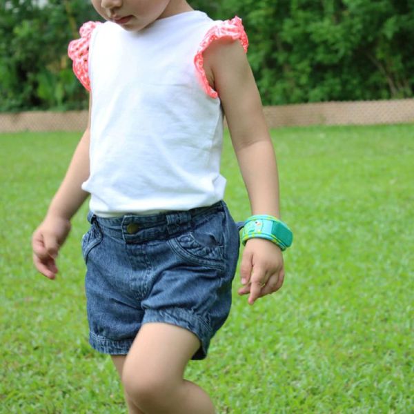 PARAKITO KIDS Bracelet DINOSAURE - Bracelet Anti Moustiques Rechargeable - Enfant de 3 à 7 Ans - Bte/1
